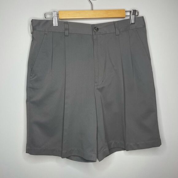 Croft & Barrow- Grey Utility Pleated Front Shorts - Picture 2 of 3